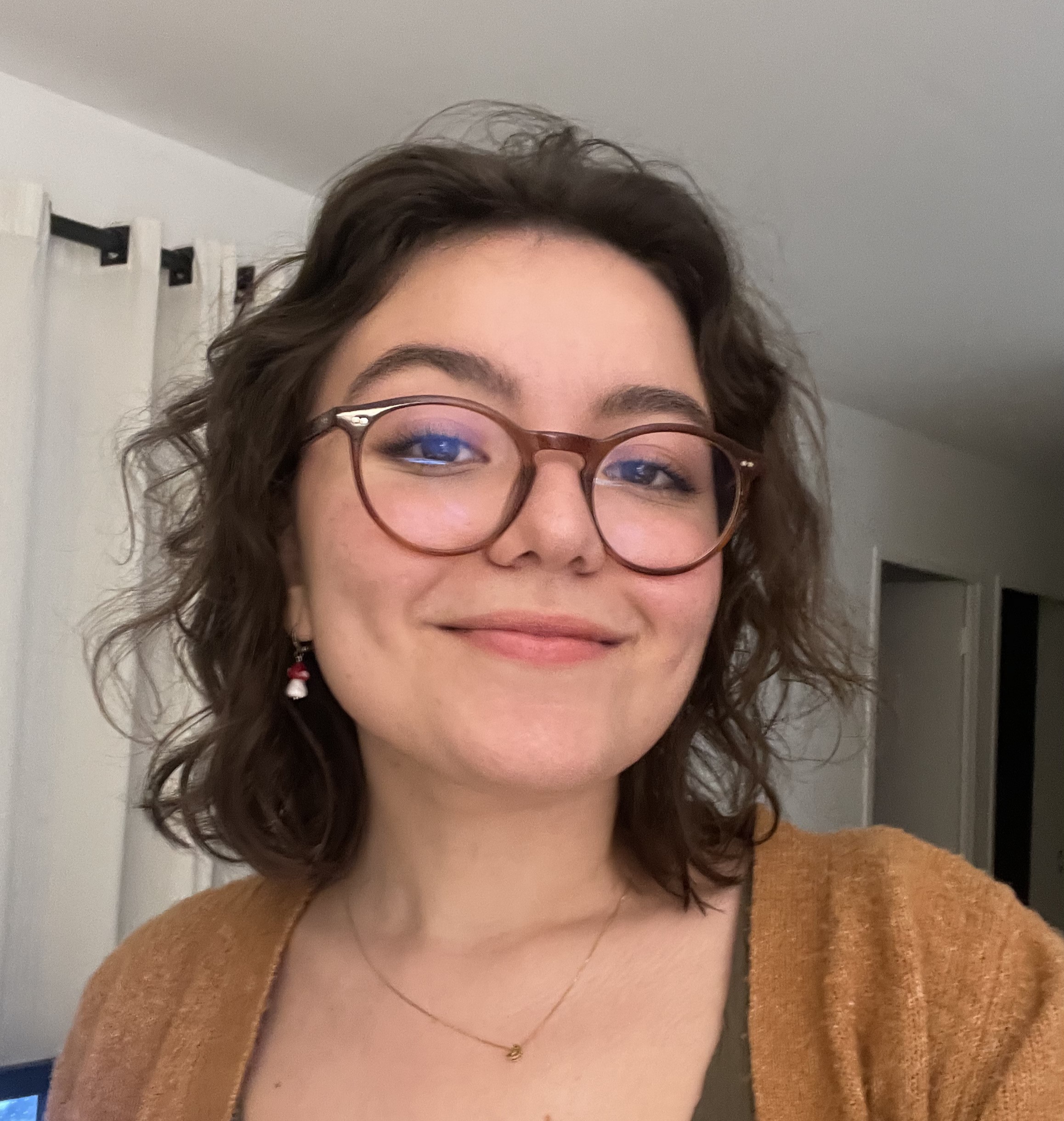 Portrait of Lara Medeiros Schlumbom